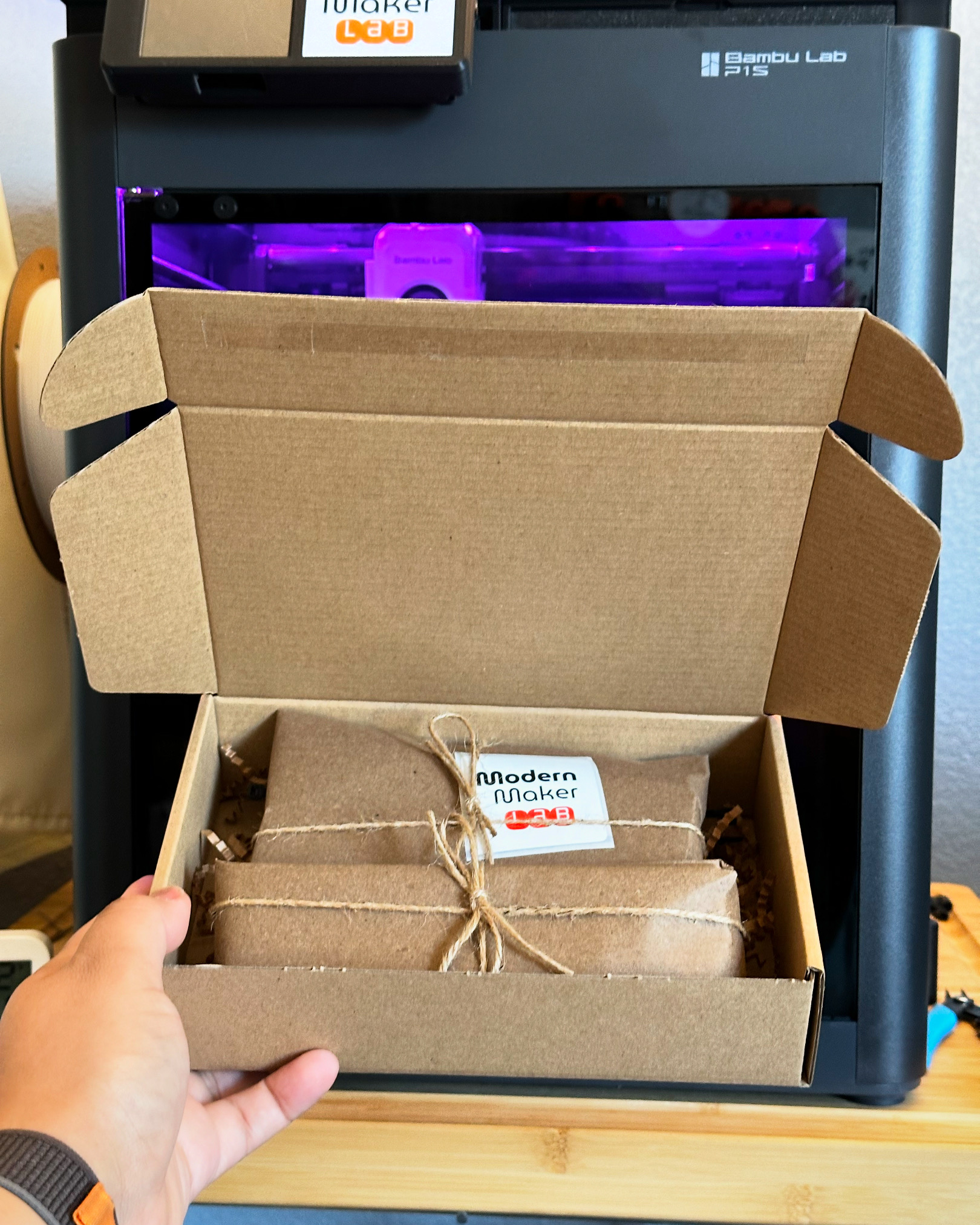 ModernMakerLab packaging with Bambu Lab 3D printer