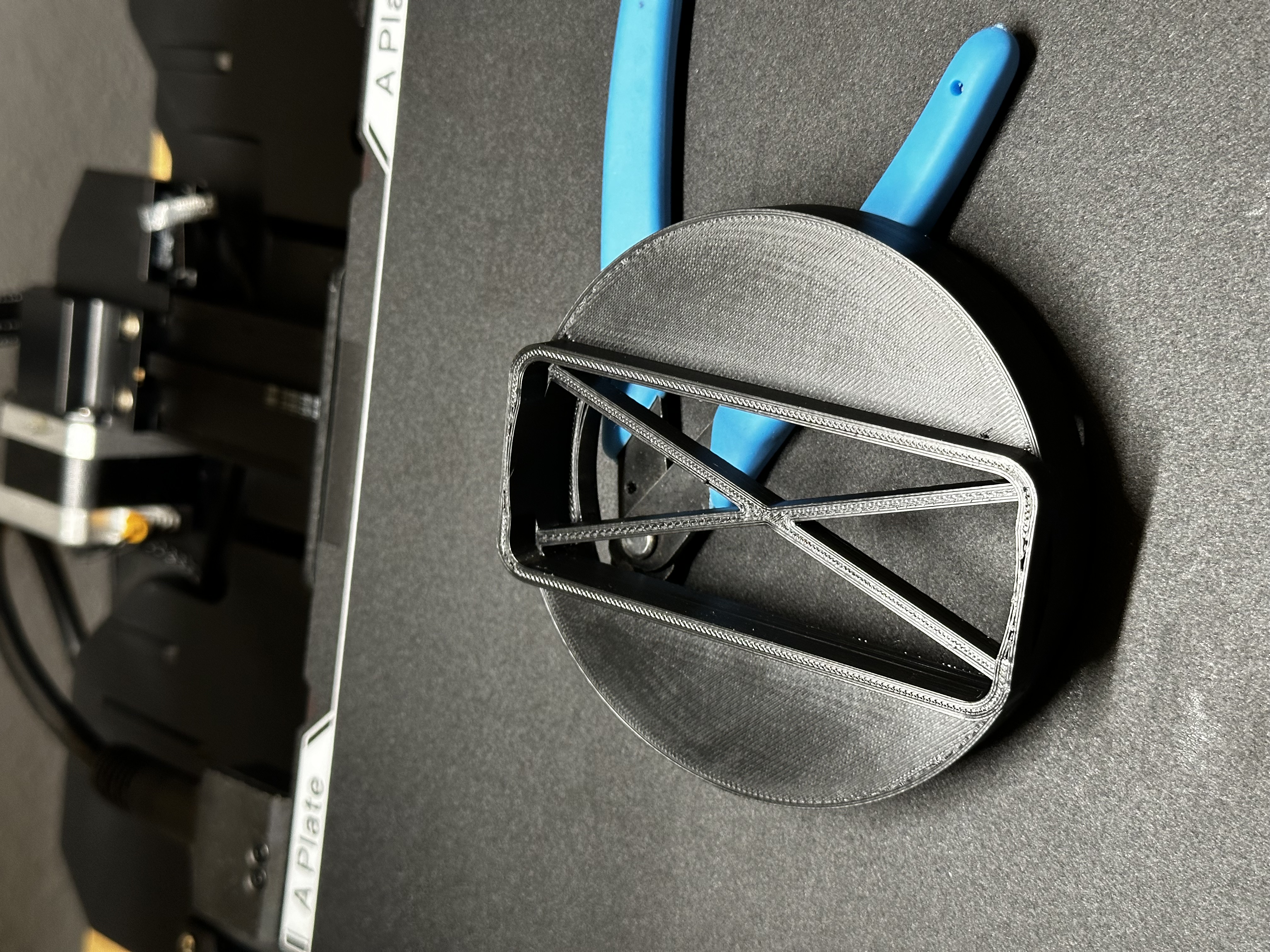 Noggle adapter angle view